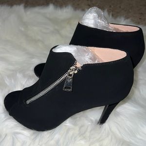 Ankle open toes heels brand new size 7